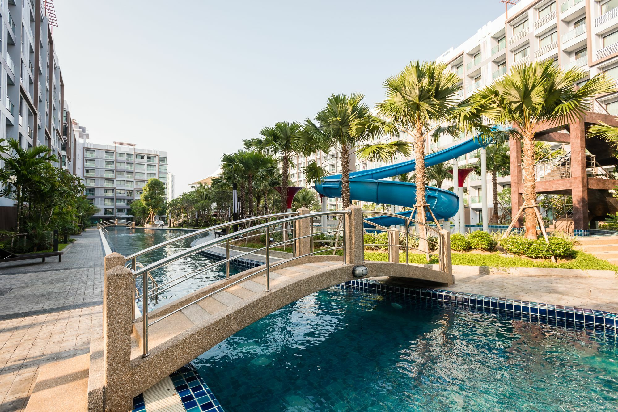 Dusit Grand Park Apartment Джомтиен Бийч Екстериор снимка