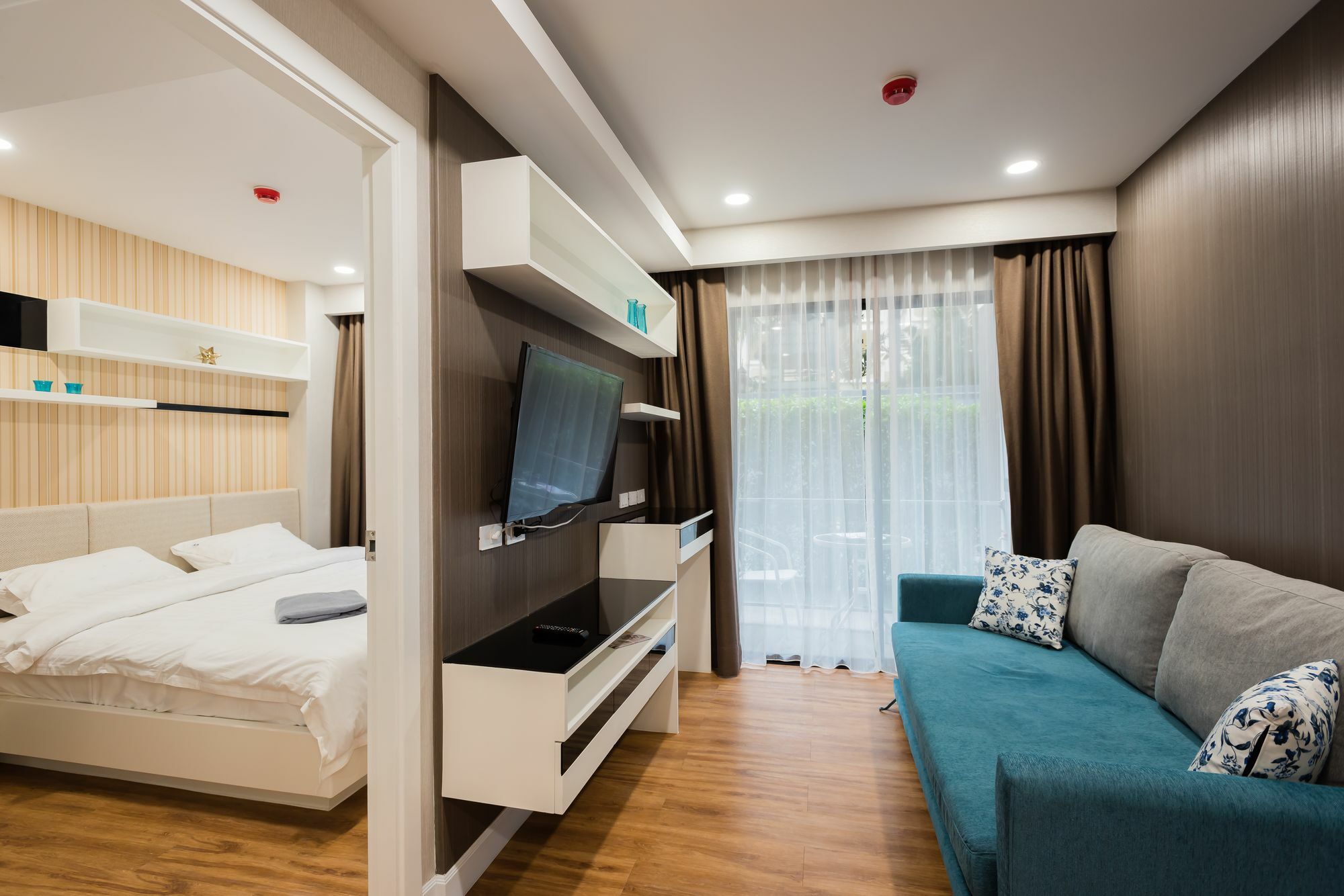 Dusit Grand Park Apartment Джомтиен Бийч Екстериор снимка