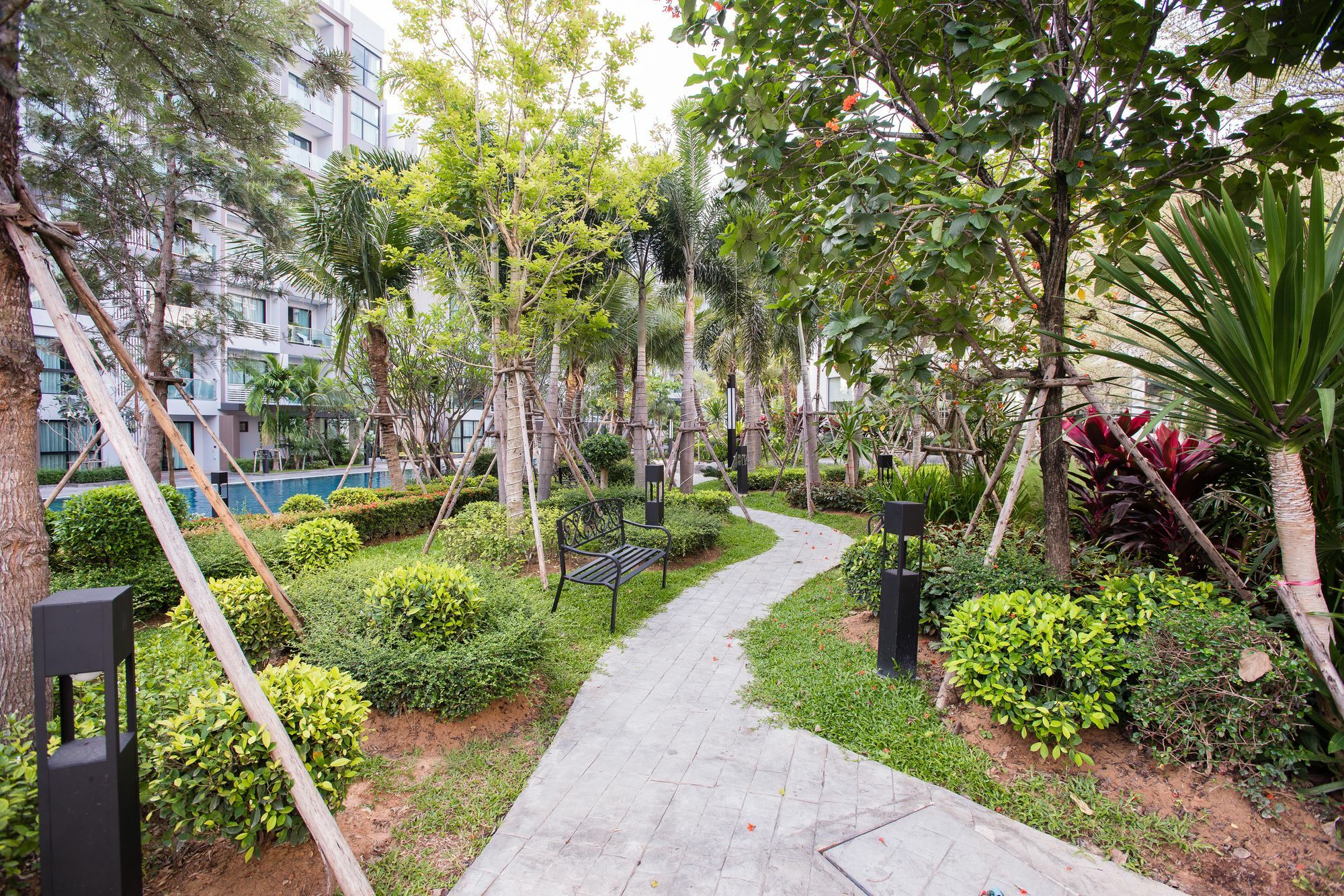 Dusit Grand Park Apartment Джомтиен Бийч Екстериор снимка